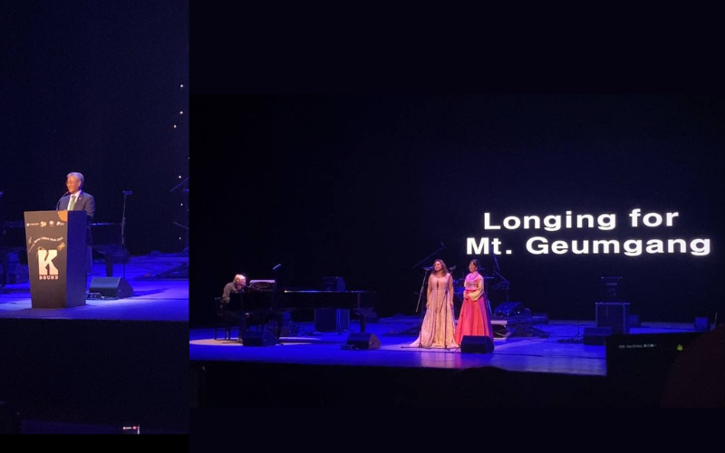 The photo shows the ambassador during his speech, and the Egyptian soprano Dalia Farouq and the Korean soprano Lee Hana during their performance