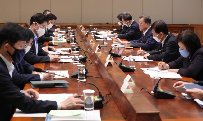 Opening Remarks by President Moon Jae-in at 1st Emergency Economic Council Meeting