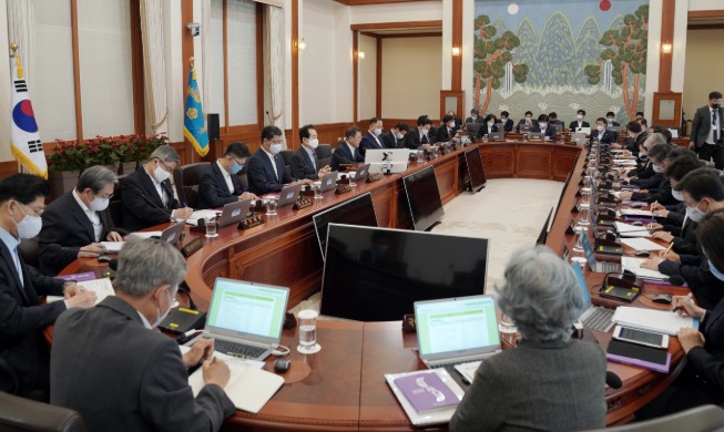 Opening Remarks by President Moon Jae-in at 22nd Cabinet Meeting